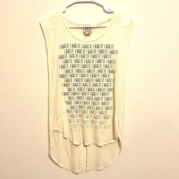 2/$30 Haute Hippie White Cream “I Want It” Graphic Sleeveless High-Low Tunic Top - Picture 4 of 11